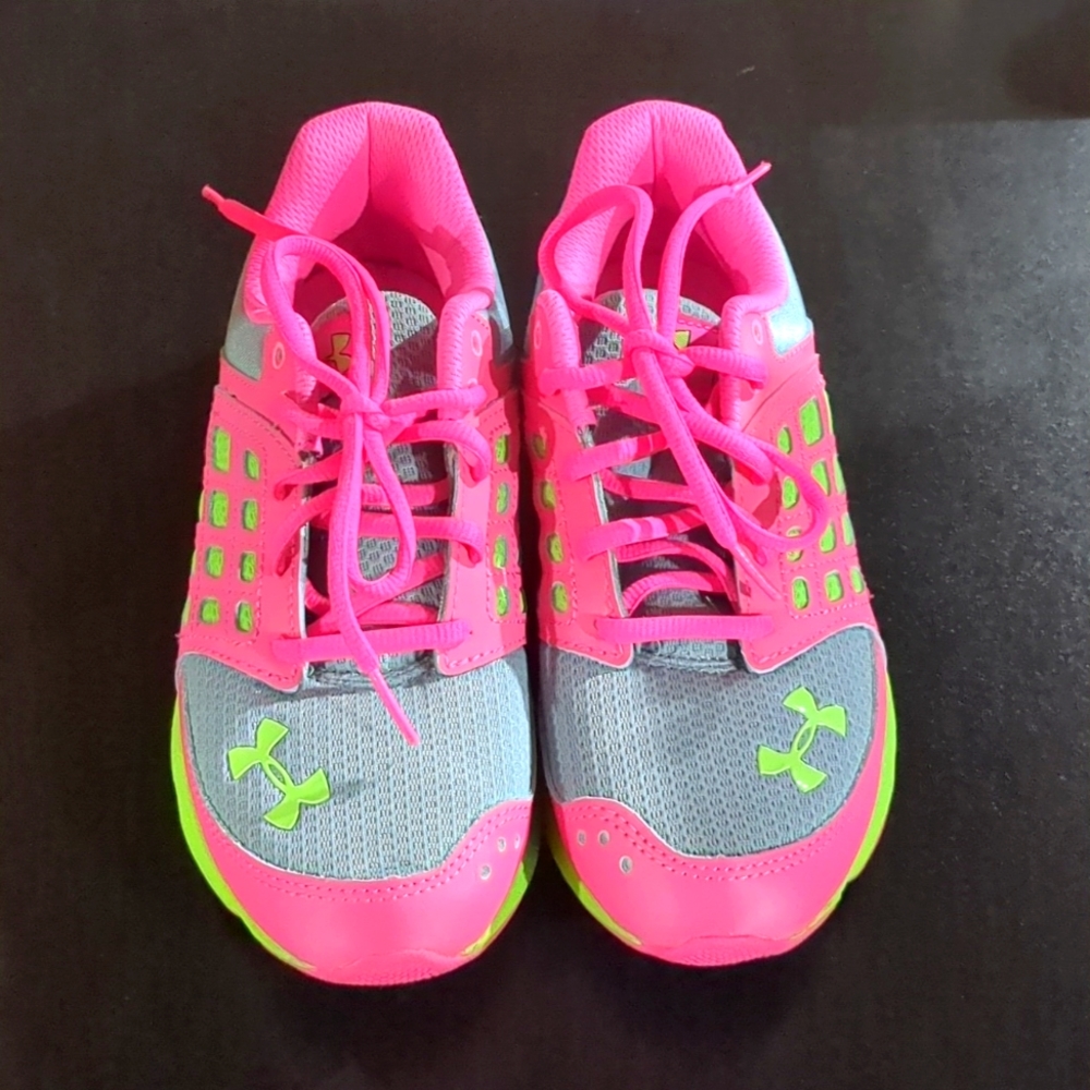 Under Armour Sneakers Pink, Green, Gray 6Y
